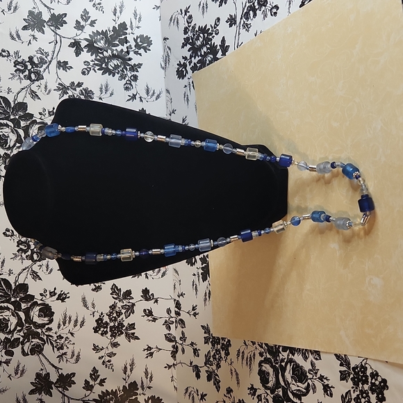 Blue necklace  jg6 - Picture 1 of 5